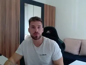 Chaturbate Live Porn of darius_94