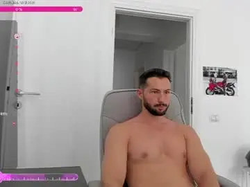 Chaturbate Watch Live Sex Cams of hard_chriss