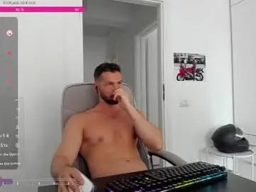 Chaturbate Live Sex Cam of hard_chriss