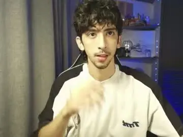Chaturbate Free Porn Cam of vittorio_cerati