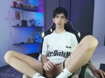 Chaturbate Sex Cam of vittorio_cerati