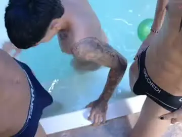 Chaturbate Live Sex Cam of boysgang_sex