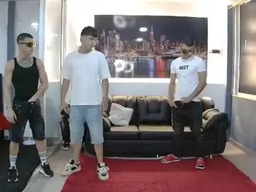 Chaturbate Live Sex of boysgang_sex