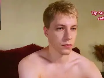 Chaturbate Live Sex Cam of ethan7inches