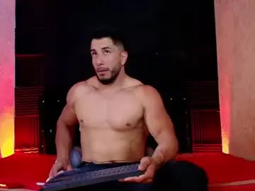 Chaturbate Live Porn of zanemaverick