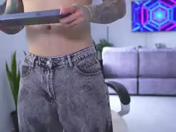 Chaturbate Watch Live Sex Cams of frankfarrellx
