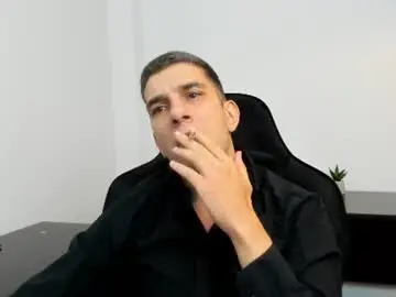 Chaturbate Live Porn of ryandusk