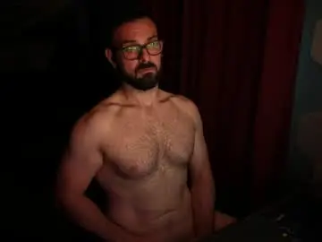 Chaturbate Live Sex Cam of clrkcartwright