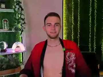 Chaturbate Live Porn of alex_mid1