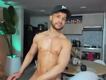 Chaturbate Free Porn Cam of paul_reyborg