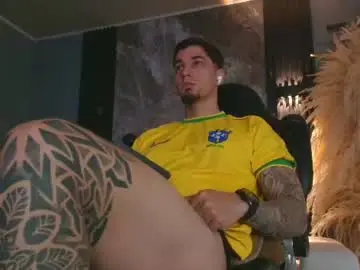 Chaturbate Free Live Porn of camiloalvarezzz3