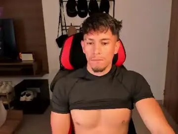 Chaturbate Watch Live Sex Cams of aaronfox_
