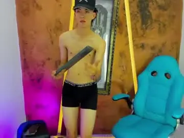 Chaturbate Adult Video Chat of maxi_castro18