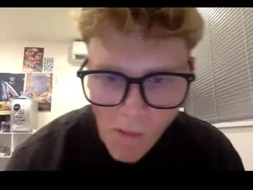 Chaturbate Nude Webcam of chaz088