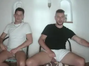 Chaturbate Nude Webcam of englishladxxx