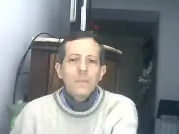 Chaturbate Best live sex cam show of lucianoaxel
