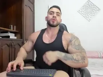 Chaturbate Live Sex Cam of frank_foxx1