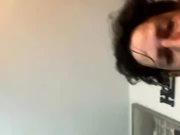 Chaturbate Live Sex Cam of rogerbenid81