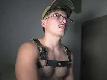Chaturbate Live Sex of simoon_01
