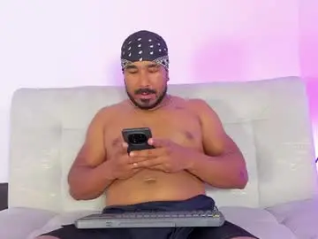 Chaturbate Best live sex cam show of leocarter_