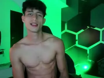 Chaturbate Free Live Porn of maximo_romano