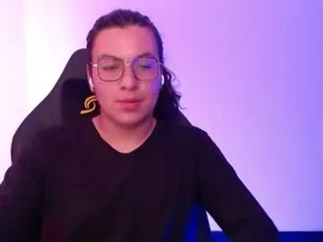 Chaturbate Nude Webcam of yigolo_