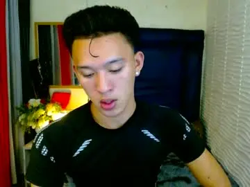 Chaturbate Live Sex Cam of iconicmateoxx