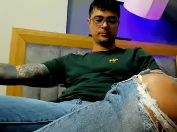 Chaturbate Sex Cam of adam_clarke