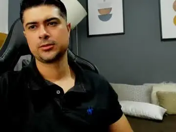 Chaturbate Adult Video Chat of adam_clarke