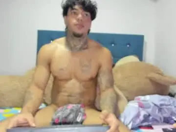 Chaturbate Live Sex Cam of alessia_hot1