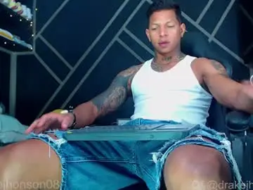 Chaturbate Adult Webcams of drake_jhonson08