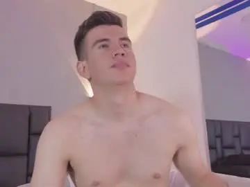 Chaturbate Live Sex Cam of mikaelslow