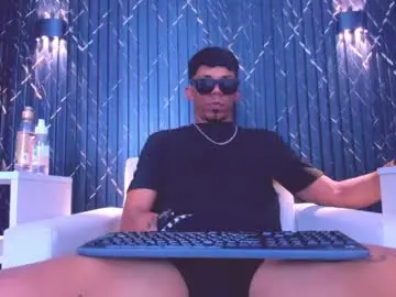 Chaturbate Live Sex Cam of gregory_sforza