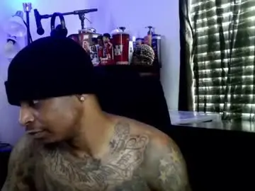 Chaturbate Live Sex Cam of rickavelli