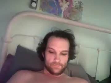 Chaturbate Live Sex Cam of curiousguy8807