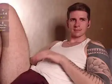 Chaturbate Live Sex Cam of mr_longboy