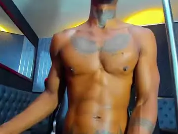 Chaturbate Live Sex Cam of yulian_23