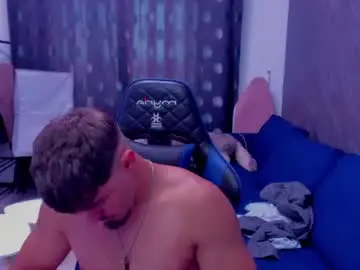 Chaturbate Sex Cam of greekgod199