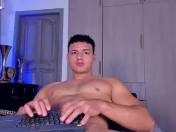 Chaturbate Live Sex Cam of david_cage1