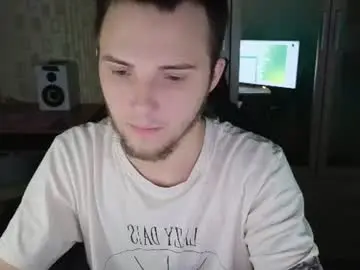 Chaturbate Free Porn Cam of golden_boyyy21