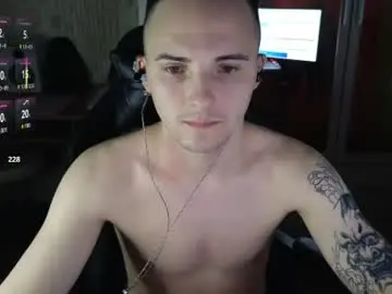 Chaturbate Sex Chat of golden_boyyy21