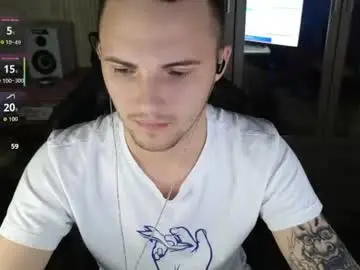 Chaturbate Free Porn Cam of golden_boyyy21