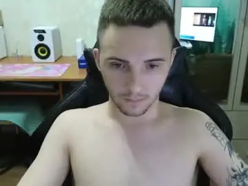 Chaturbate Watch Live Sex Cams of golden_boyyy21