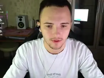 Chaturbate Adult Webcam of golden_boyyy21