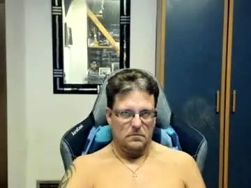Chaturbate Live Sex Cam of salichris