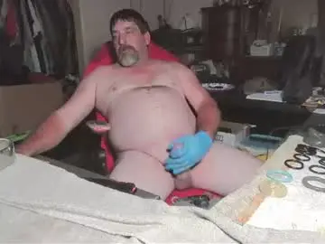 Chaturbate Live Sex Cam of thecajunbator2