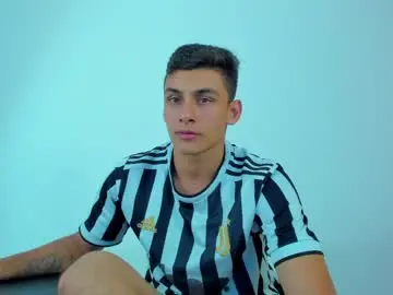 Chaturbate Adult Webcam of max_wild01