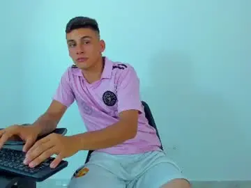 Chaturbate Adult Webcams of max_wild01