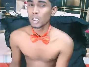 Chaturbate Live Sex Cam of indianthuggin