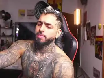 Chaturbate Sex Cam of logan_hugh8